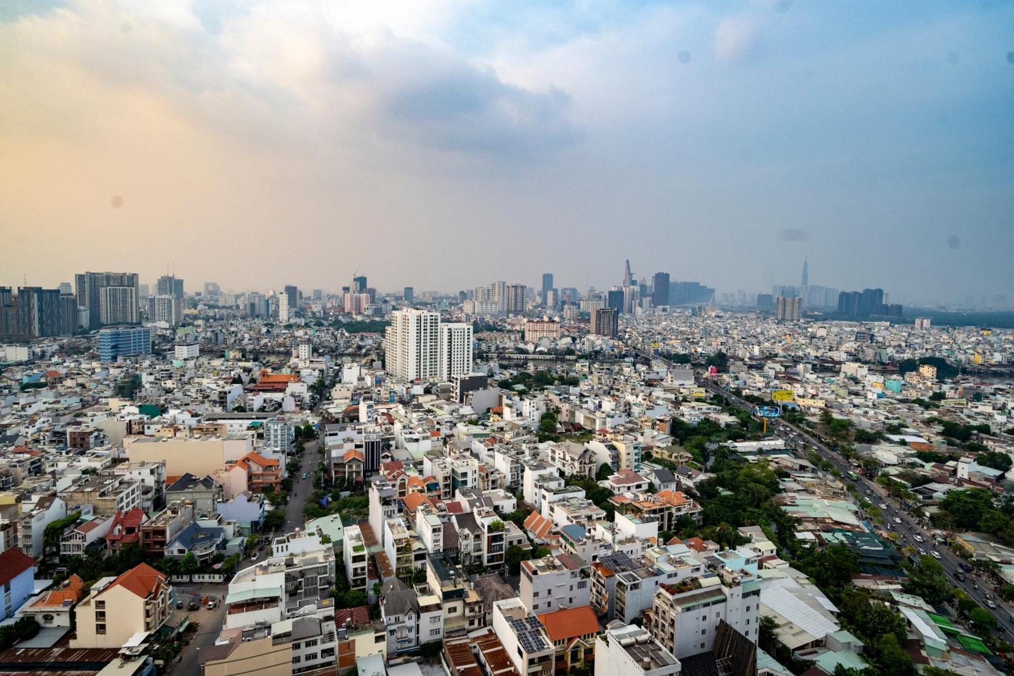 Sunrise City View Apartment , Near Lotte Mart Хошимин Екстериор снимка